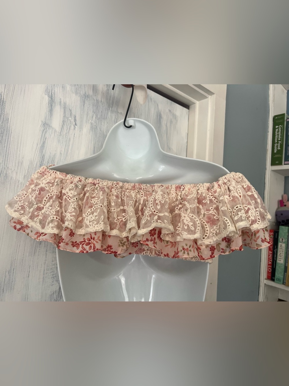 FL&L ‘Sweet Disposition’ Ruffle Crop Top - Picture 6 of 11
